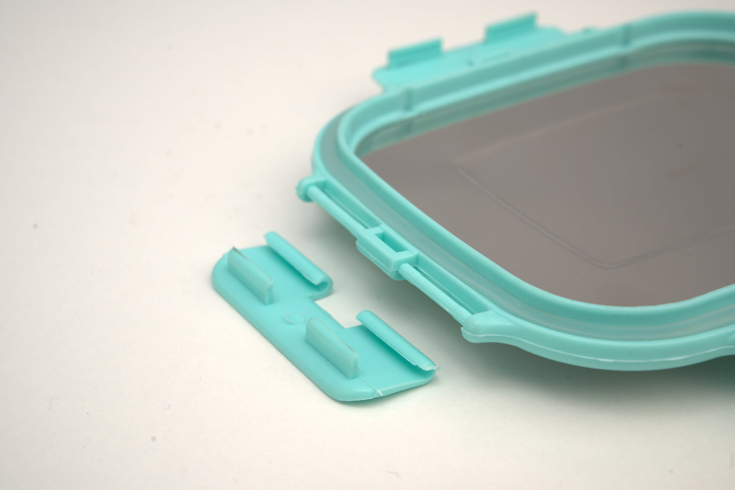 Clips / Locks - Veigo Original / Normal Clip / Light Green Cyan