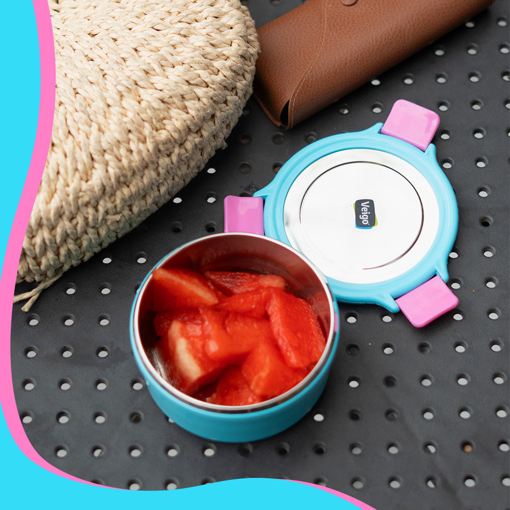 Summer Special Round Snacks Box: Airtight & Fresh